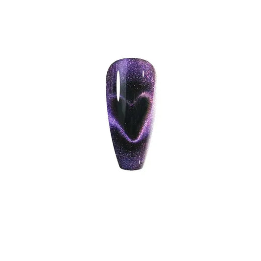 rendu sur ongle de l'aimant vernis cat eye effet coeur